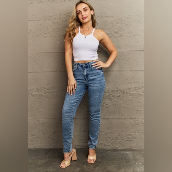 Judy Blue Kayla Full Size High Waist Distressed Slim Jeans NEW - Picture 5 of 7